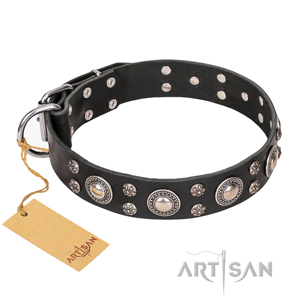 Long-lasting leather dog collar with non-corrosive hardware