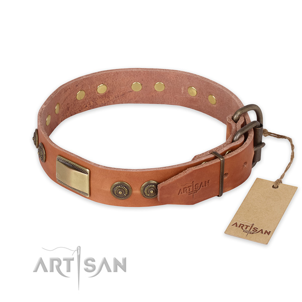 Rust-proof D-ring on genuine leather collar for fancy walking your canine